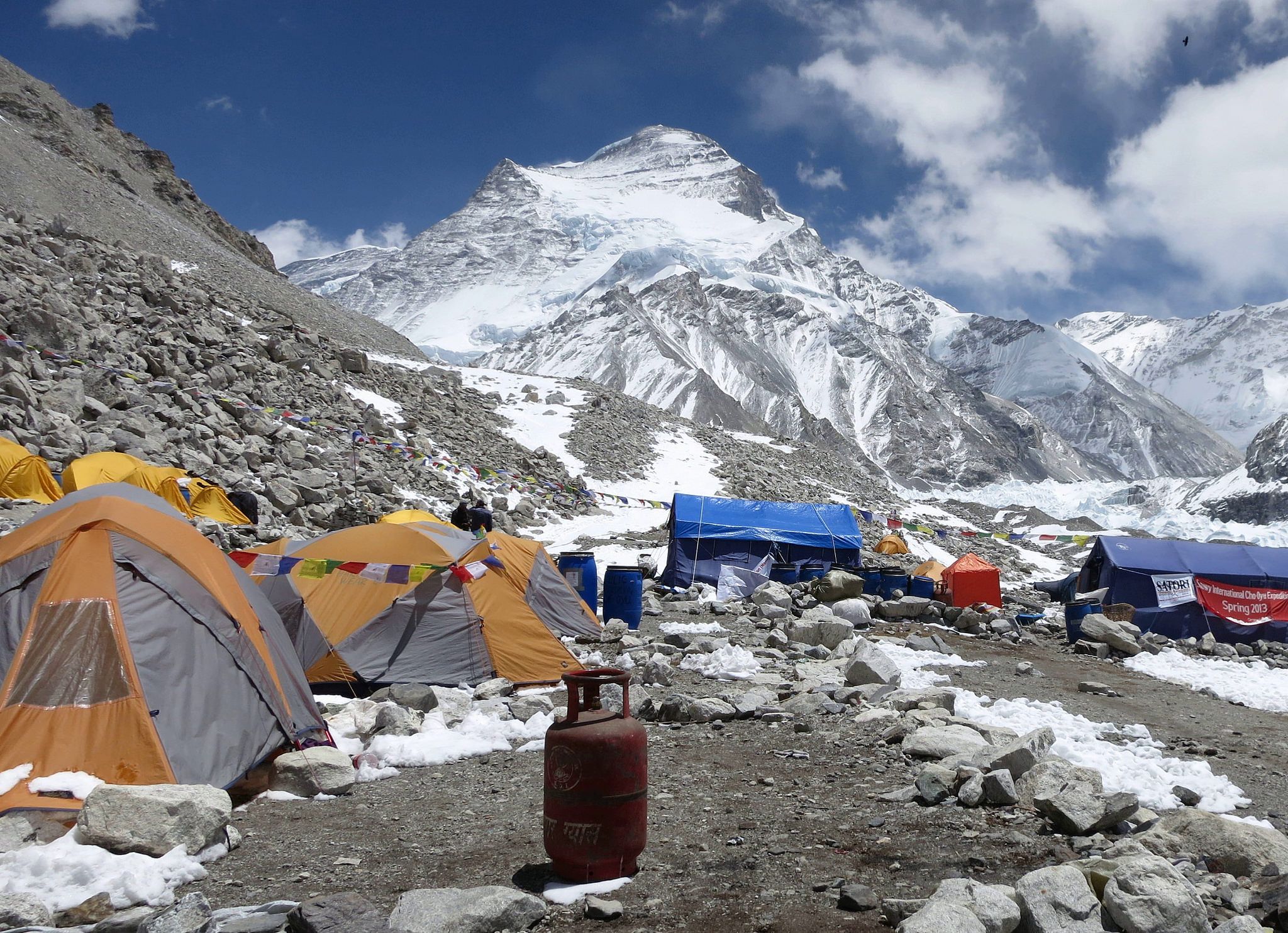 کمپ کوهنوردی در نپال
