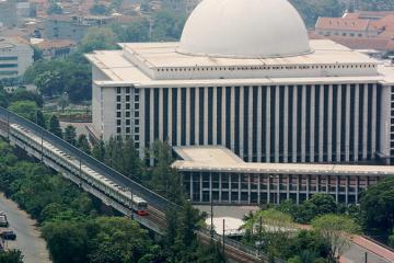 مسجد استقلال جاکارتا 