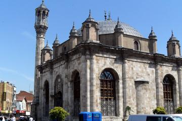 مسجد جامع عزیزیه در قونیه